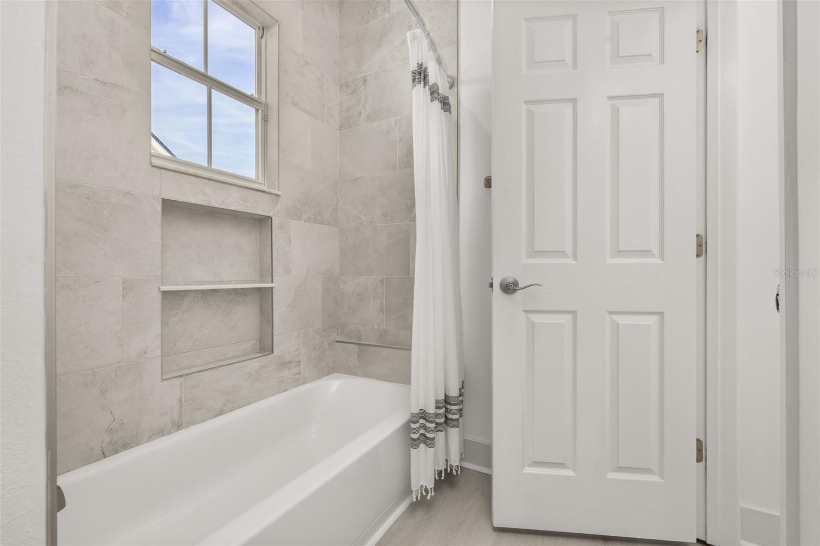 Image 55 of 99 For 928 Spring Park Loop