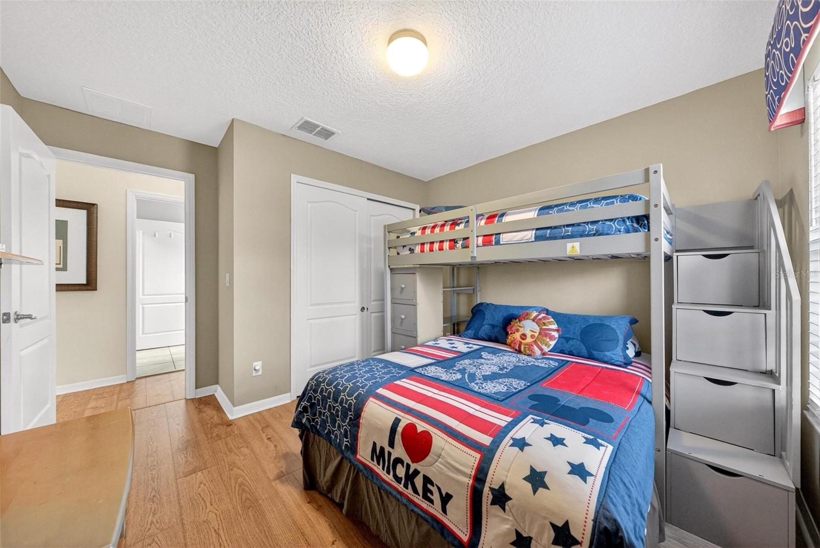 Image 28 of 56 For 8957 Majesty Palm Road