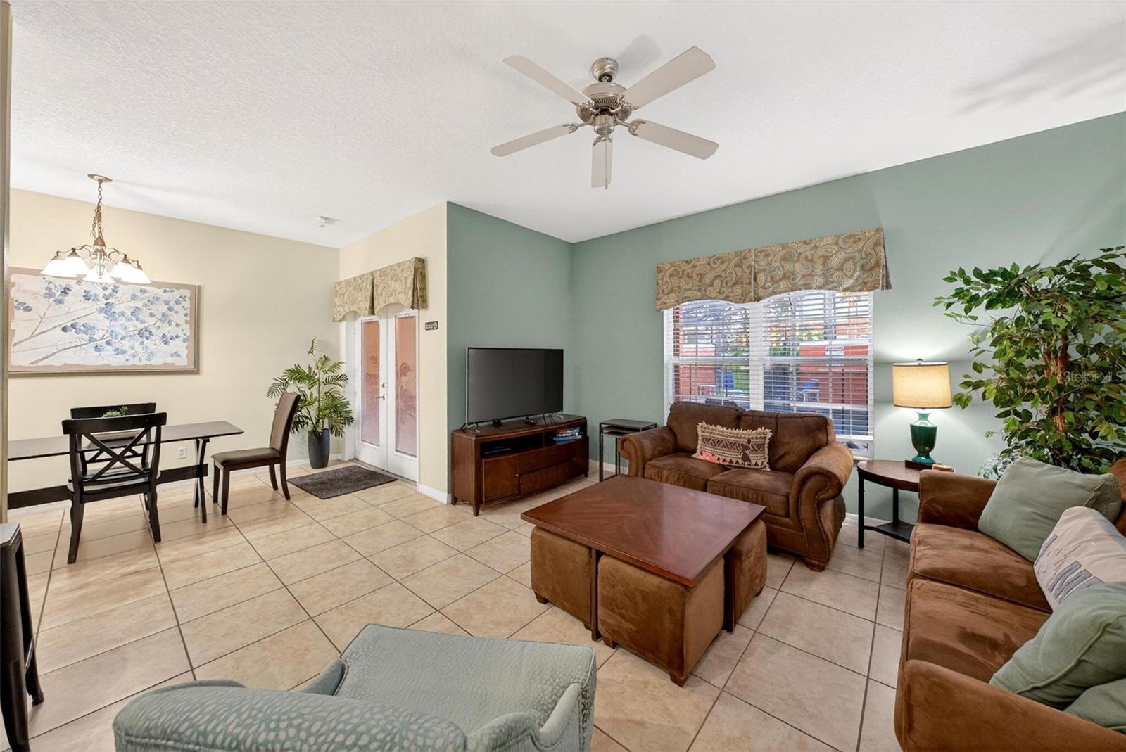 Image 41 of 56 For 8957 Majesty Palm Road