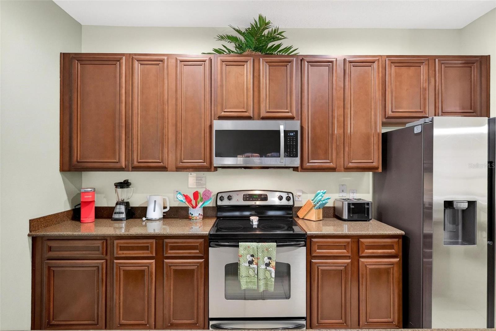 Image 48 of 56 For 8957 Majesty Palm Road