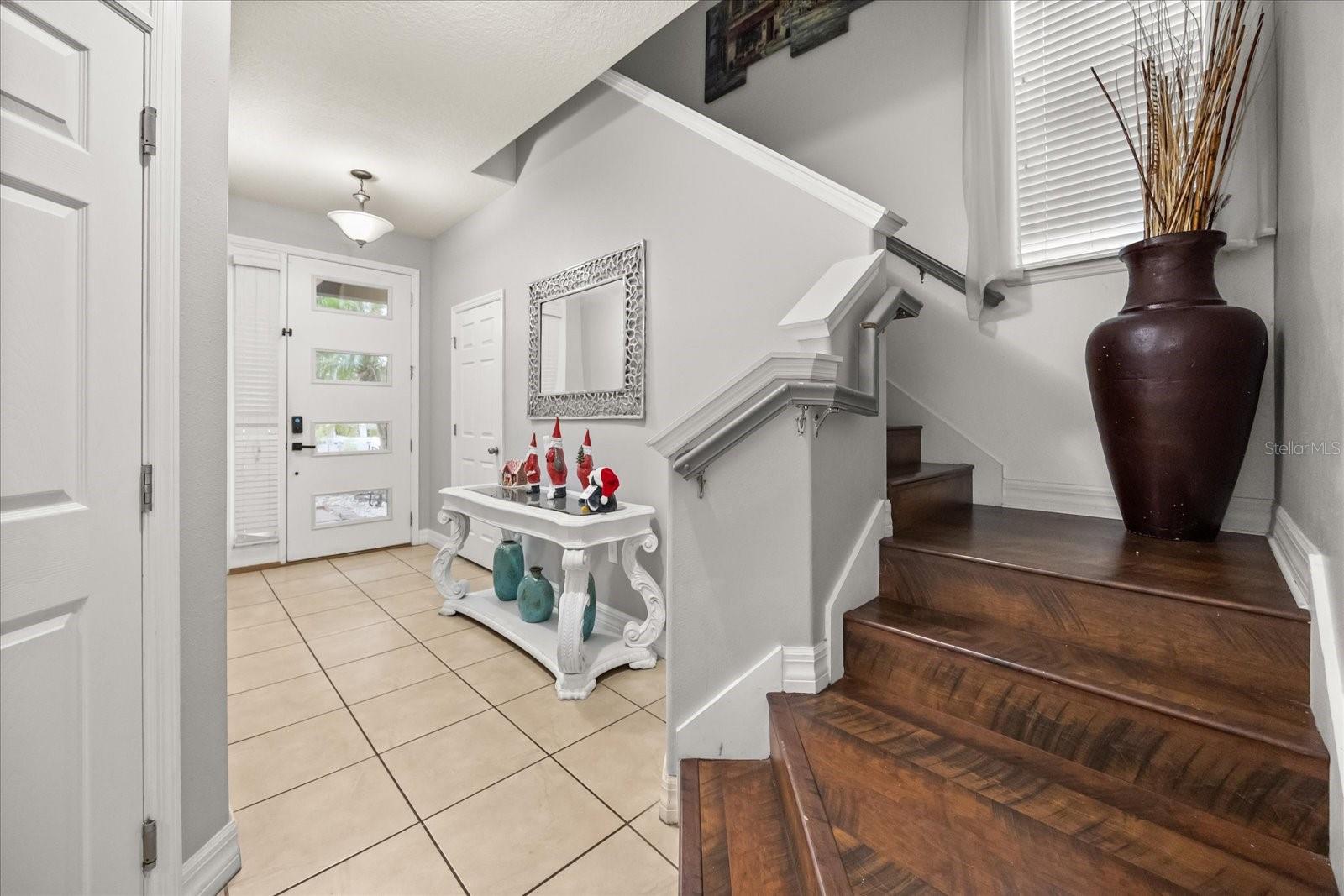 Image 14 of 38 For 2519 Amati Drive