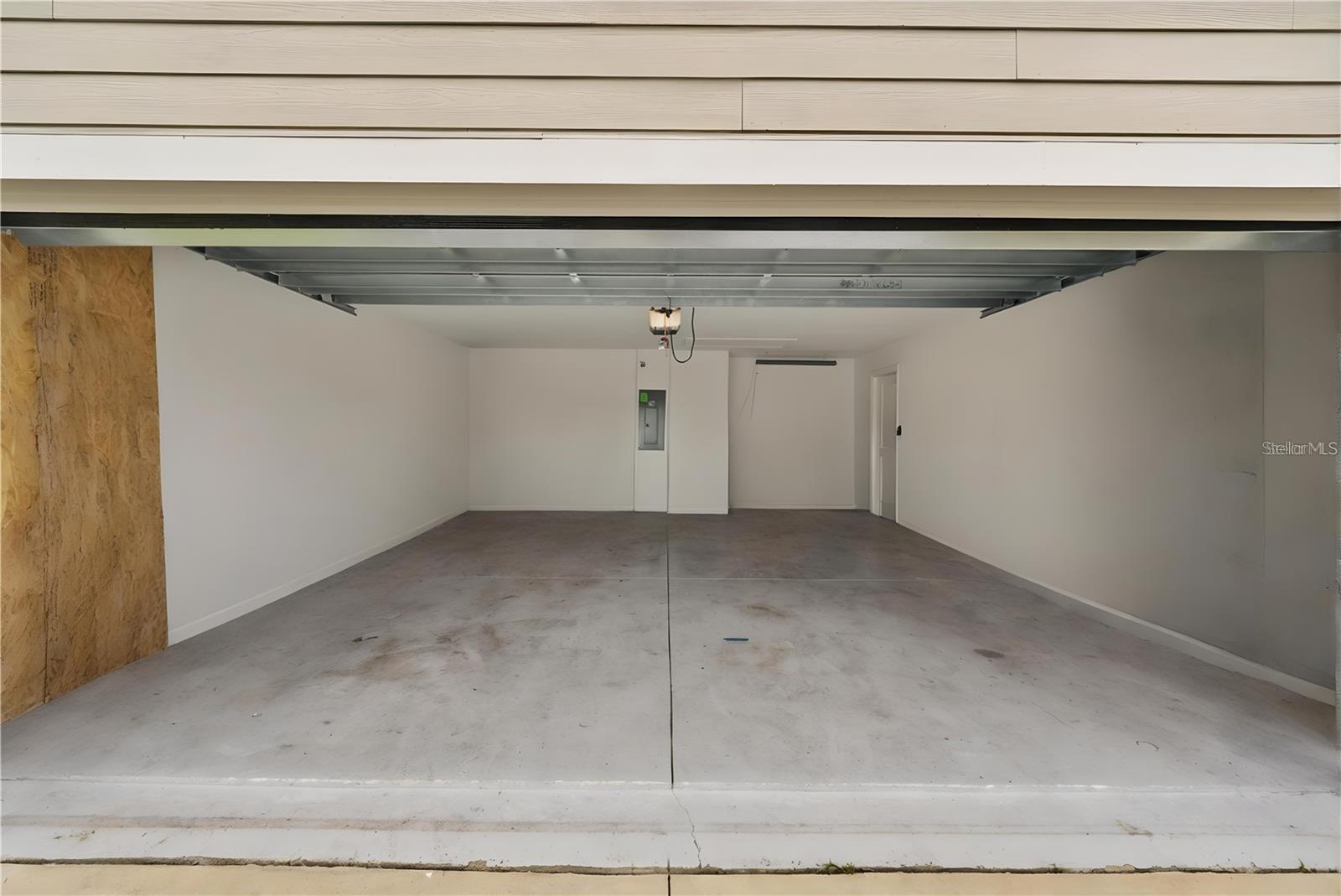 Image 15 of 29 For 4338 Finch Lane