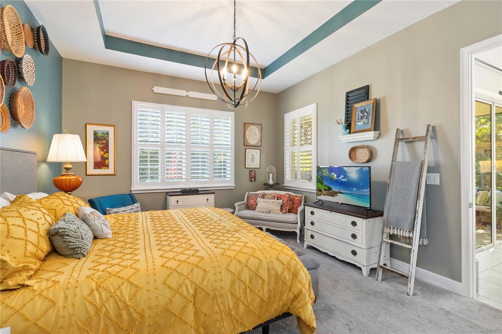 Image 20 of 57 For 2463 Datura Loop