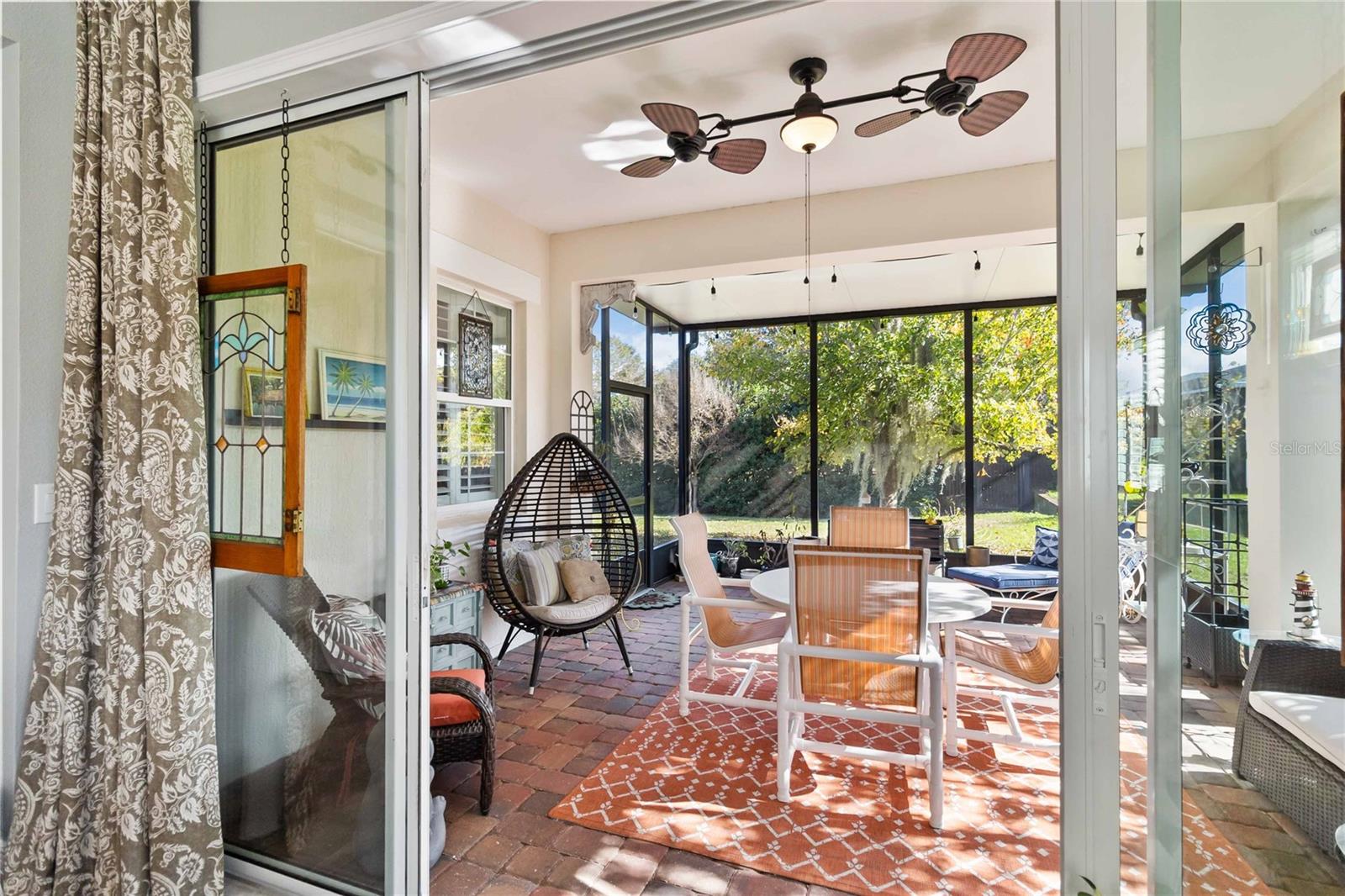 Image 35 of 57 For 2463 Datura Loop