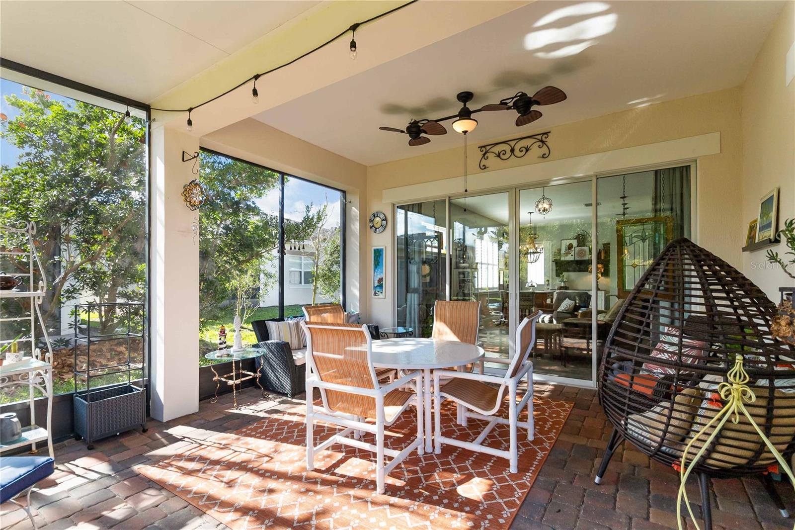 Image 38 of 57 For 2463 Datura Loop