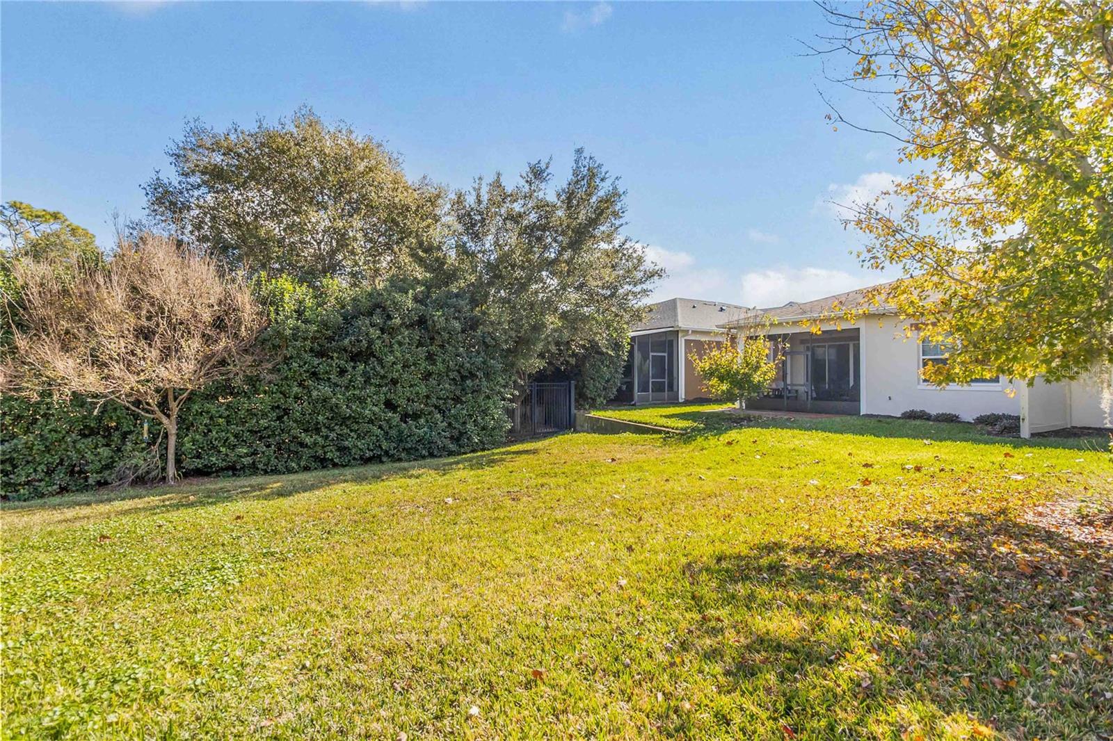 Image 40 of 57 For 2463 Datura Loop