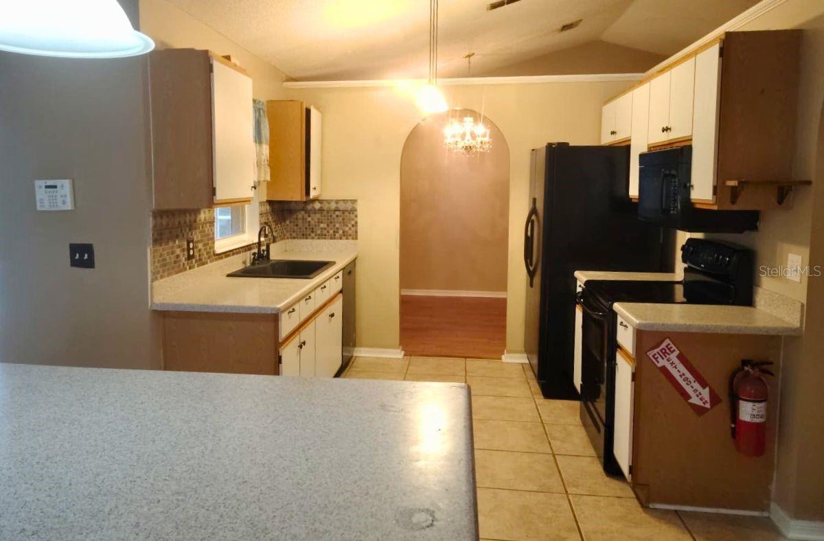 Image 4 of 13 For 326 Hanging Moss Road