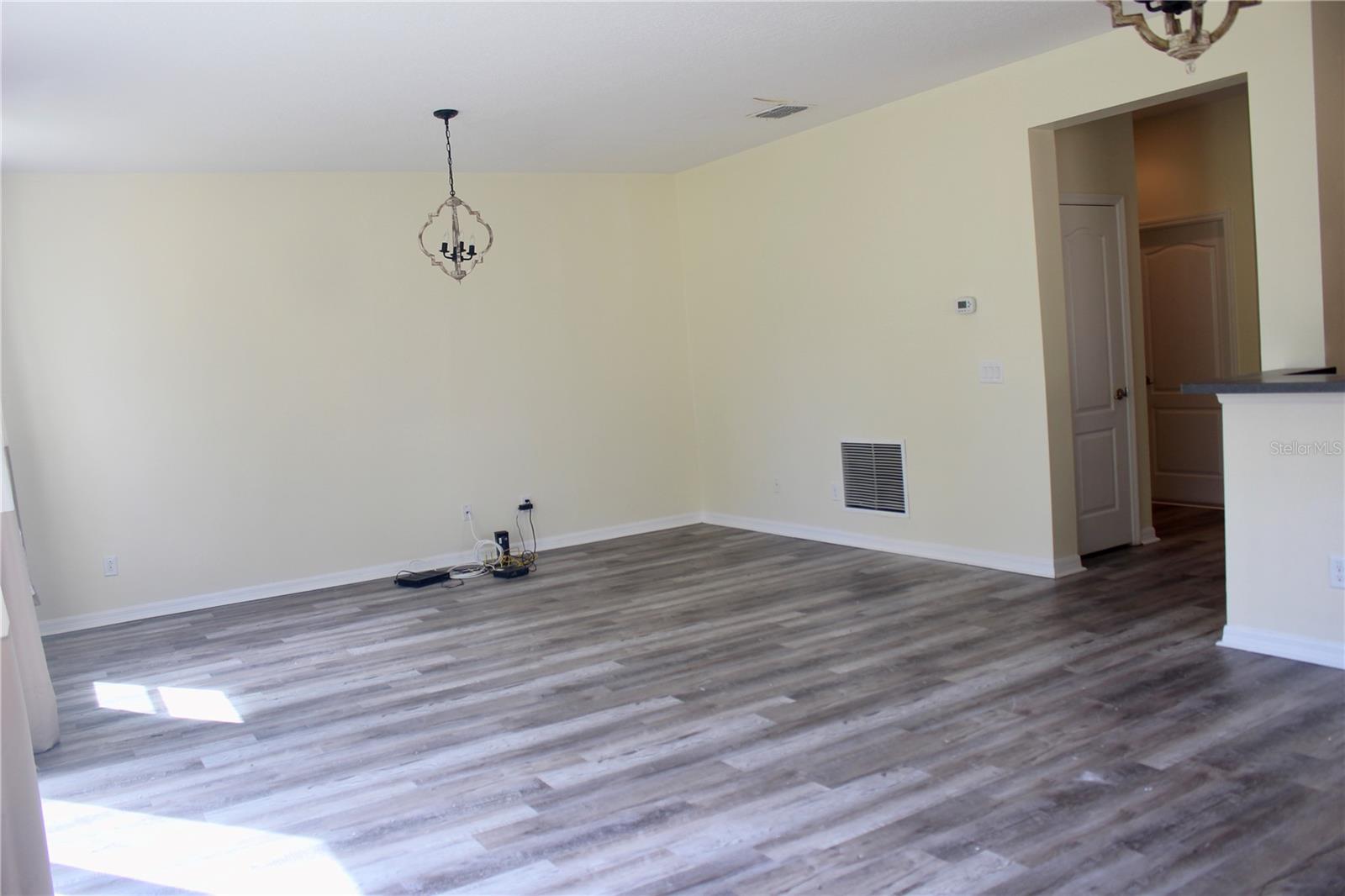 Image 10 of 27 For 1352 Coriander Drive