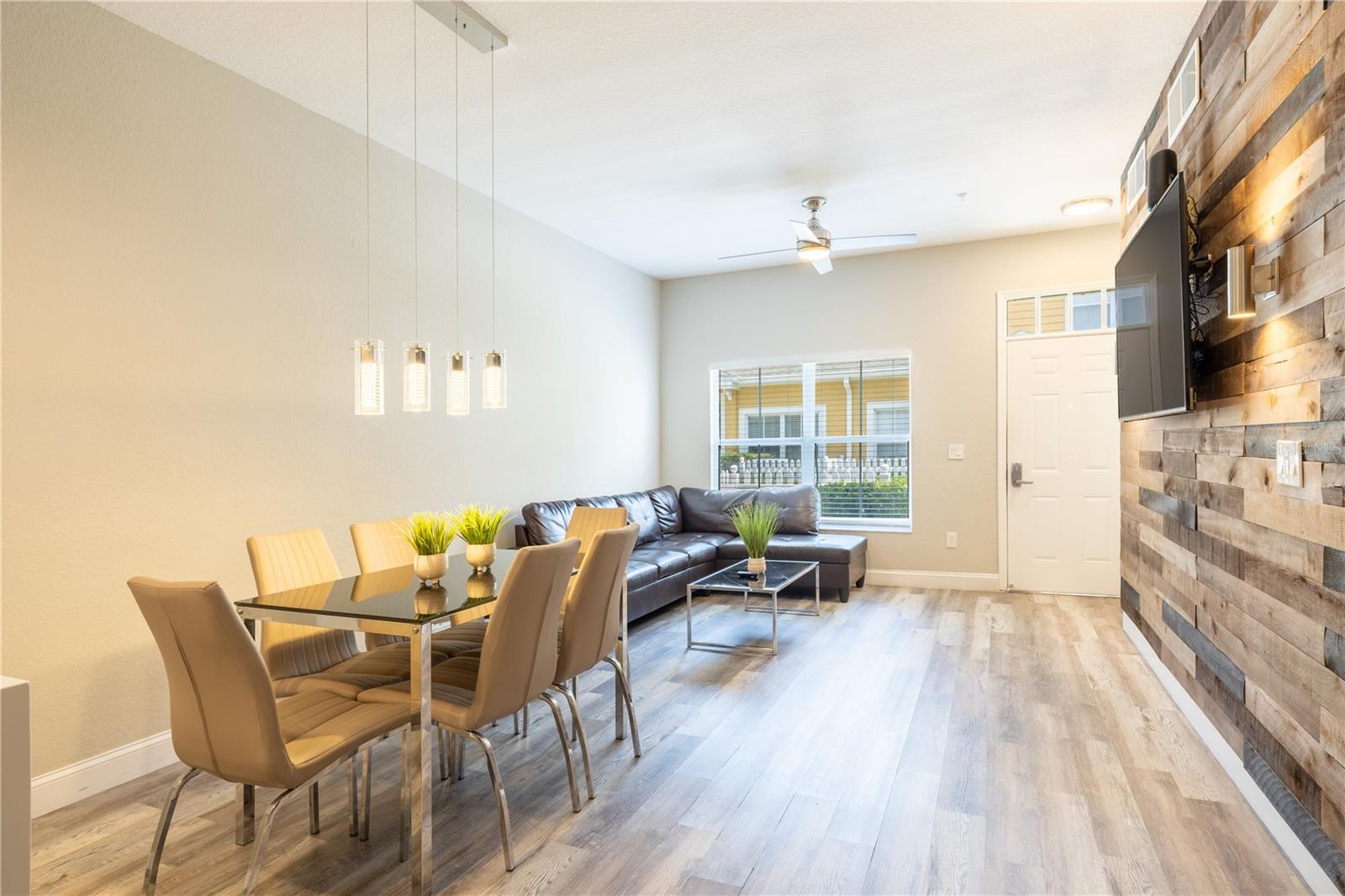 Image 2 of 18 For Address Not Provided