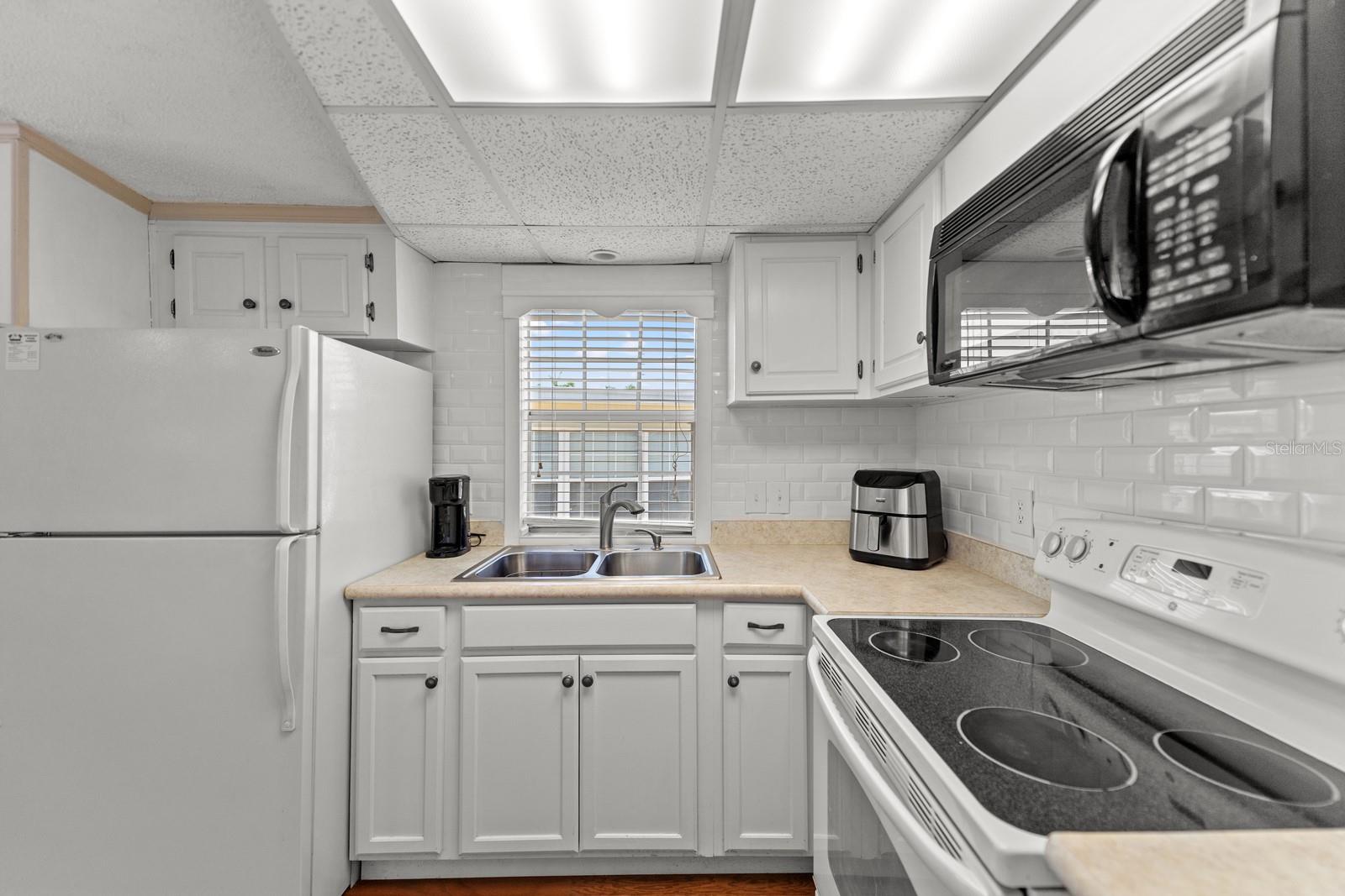 Image 12 of 28 For 9000 U.s. Highway 192  444