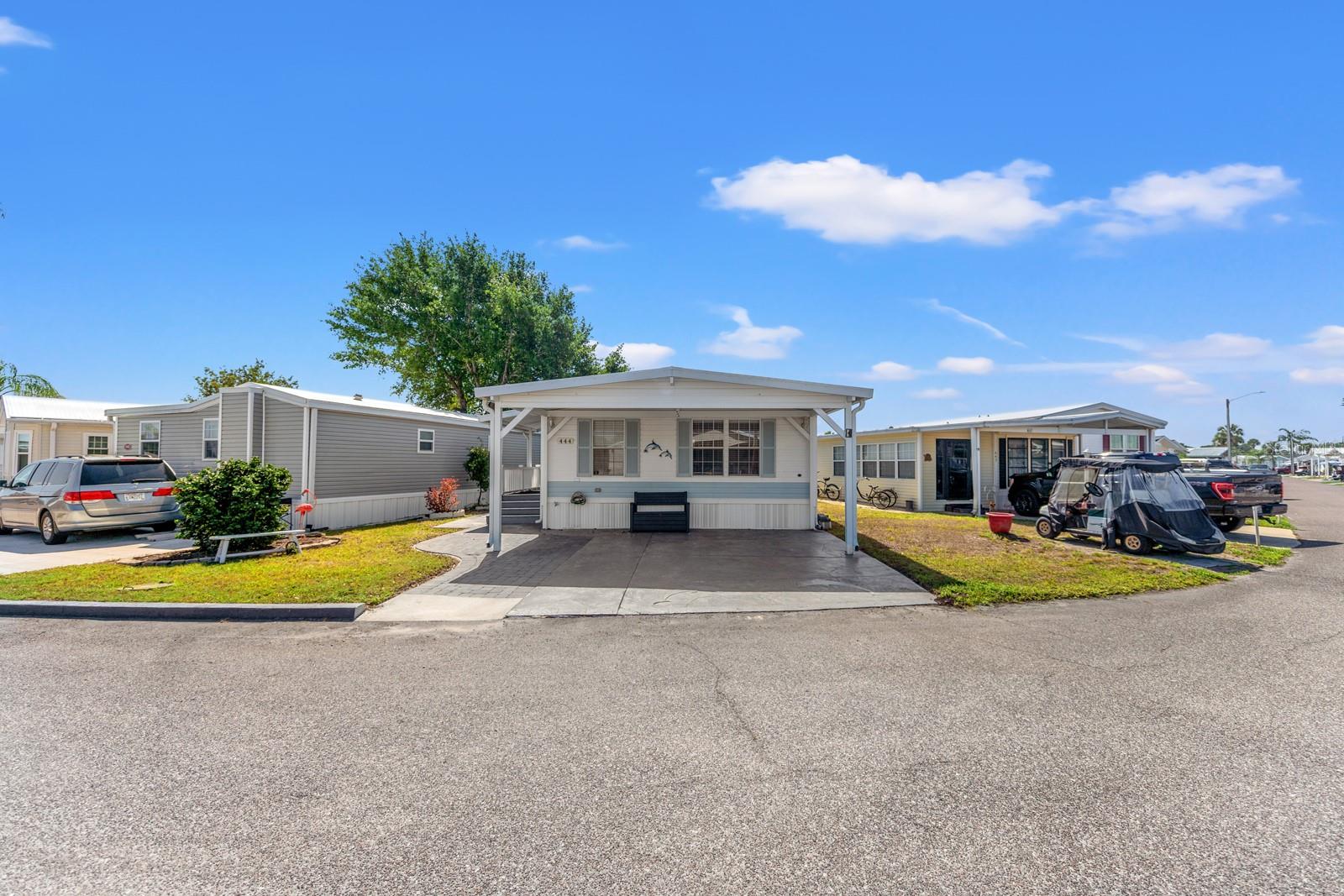 Image 2 of 28 For 9000 U.s. Highway 192  444