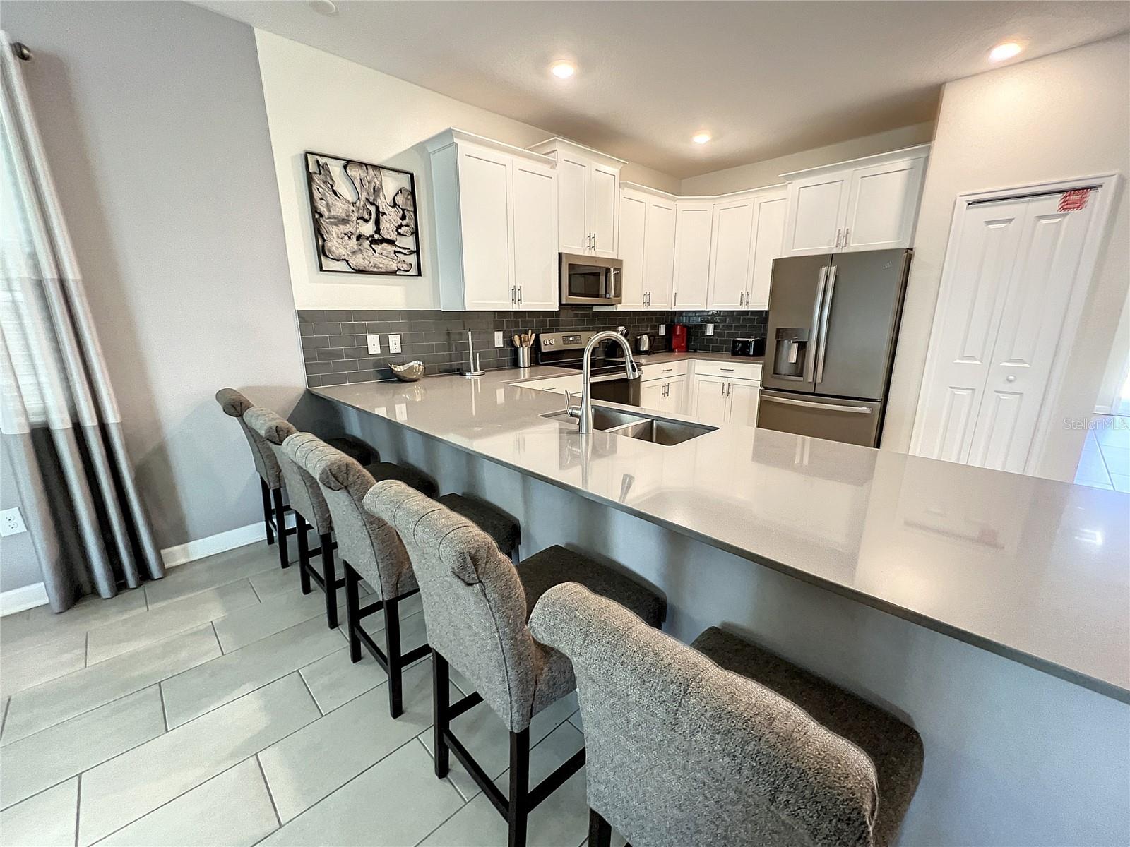 Image 10 of 63 For 831 Sticks Street