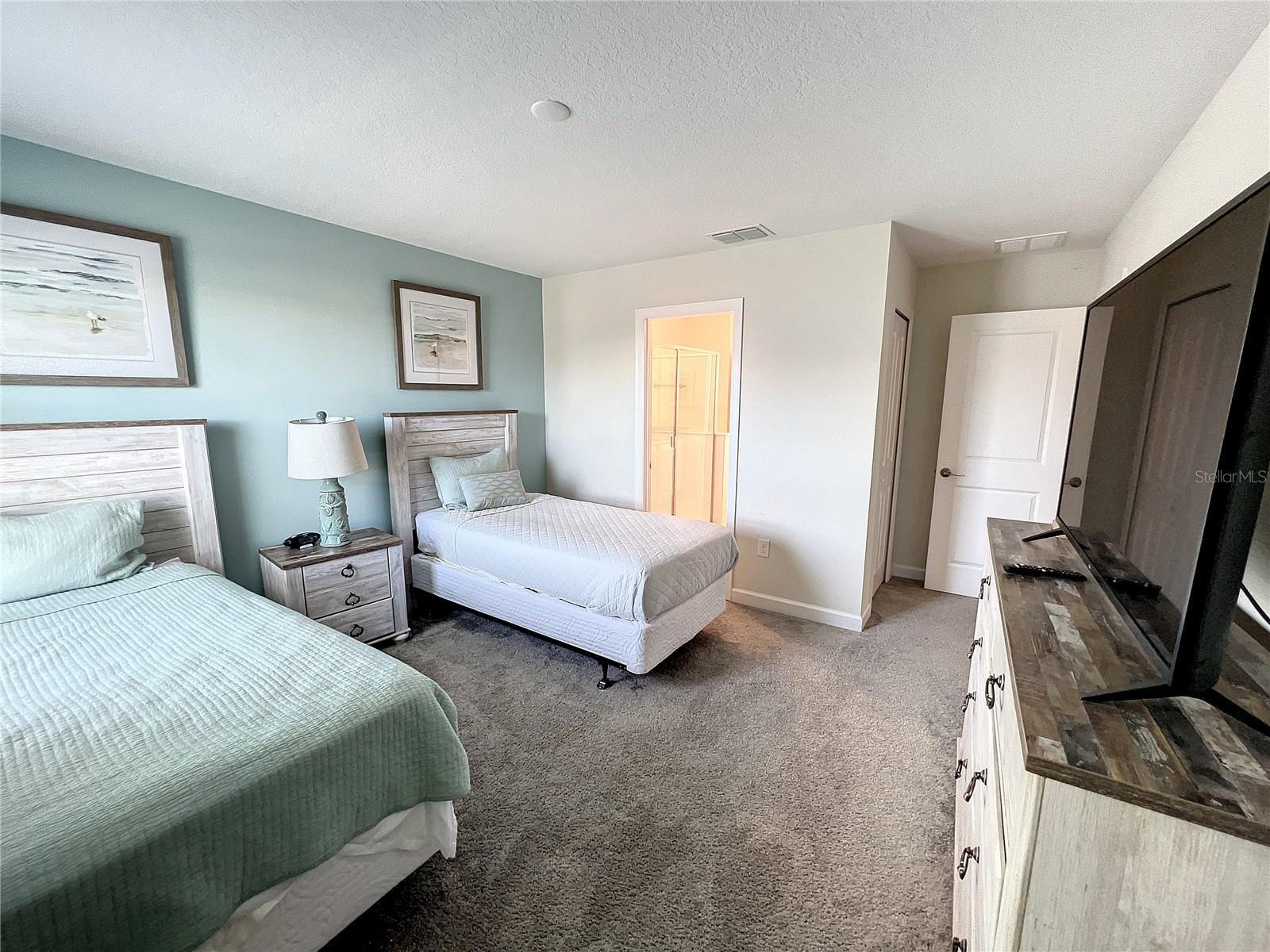 Image 37 of 63 For 831 Sticks Street