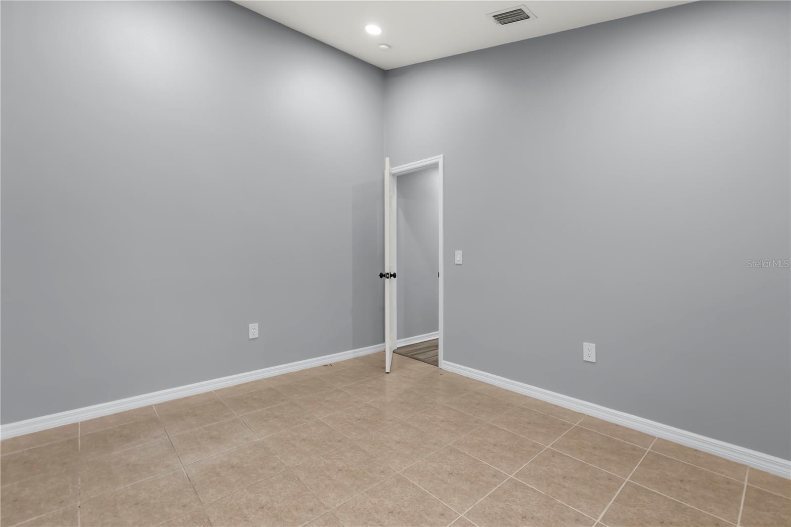 Image 12 of 30 For 460 Martigues Drive