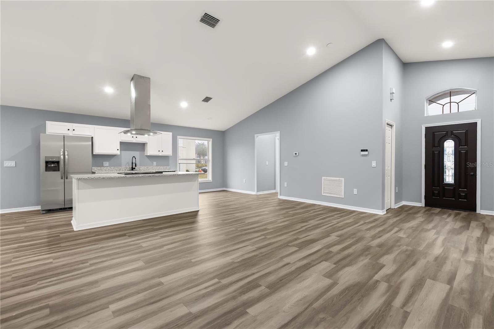 Image 4 of 30 For 460 Martigues Drive