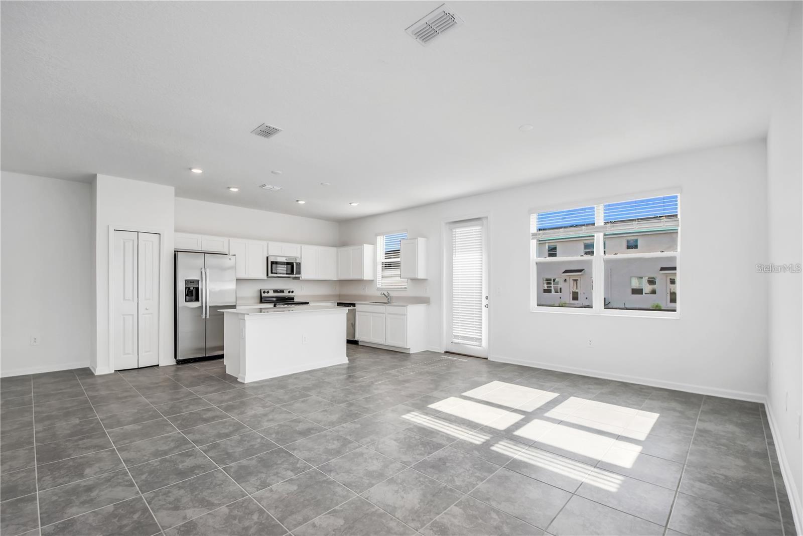 Image 10 of 19 For 121 Bogey Drive