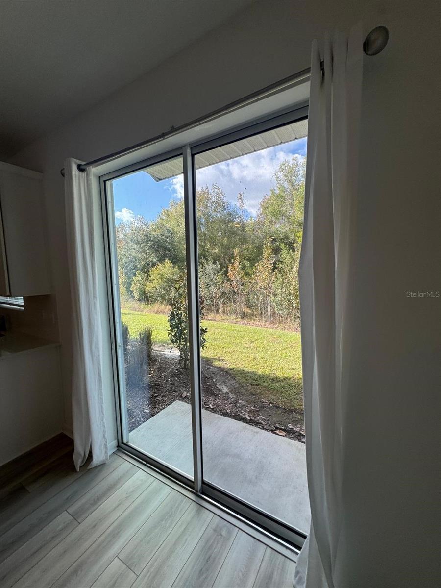 Image 5 of 9 For 950 Spring Palms Loop