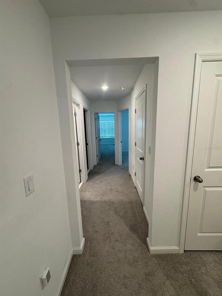 Image 8 of 9 For 950 Spring Palms Loop