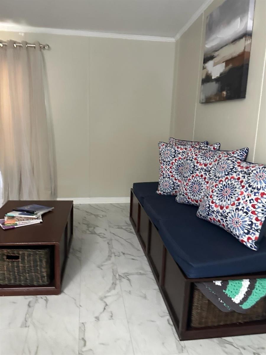 Image 10 of 15 For 507 Lazy Lake Drive W