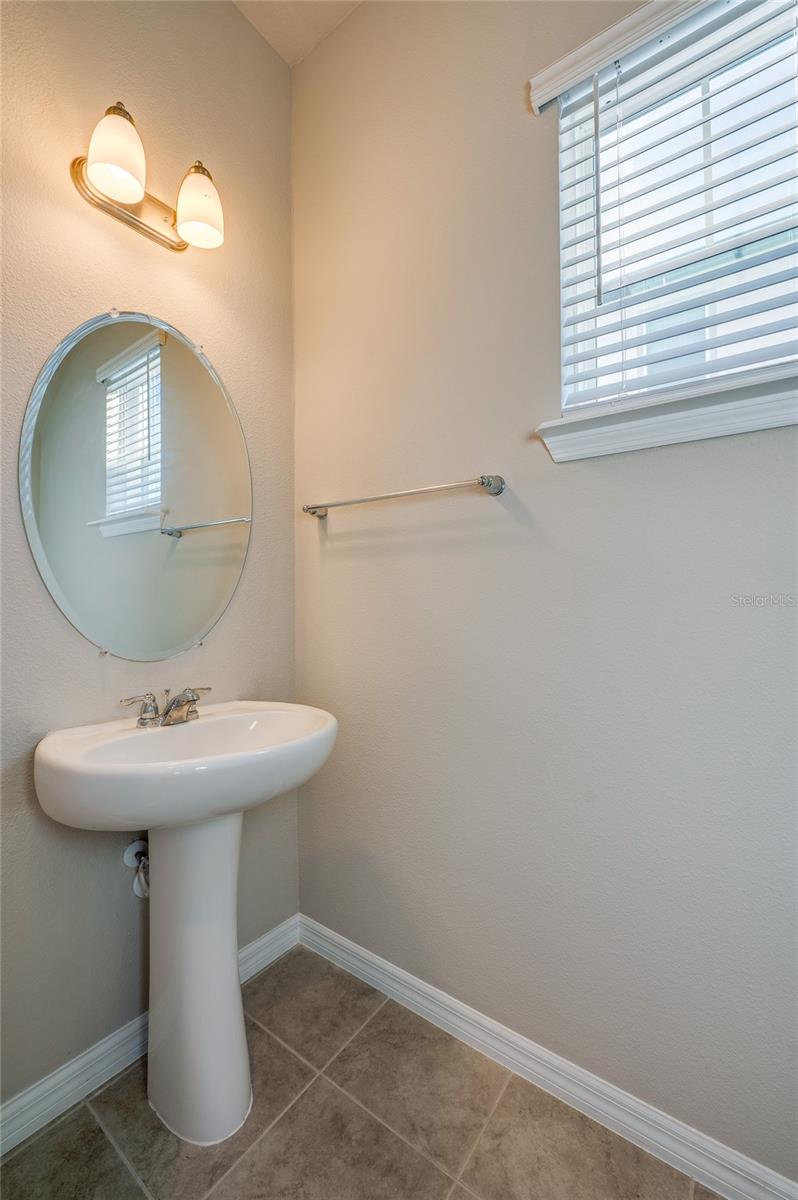 Image 20 of 81 For 2912 Meleto Boulevard