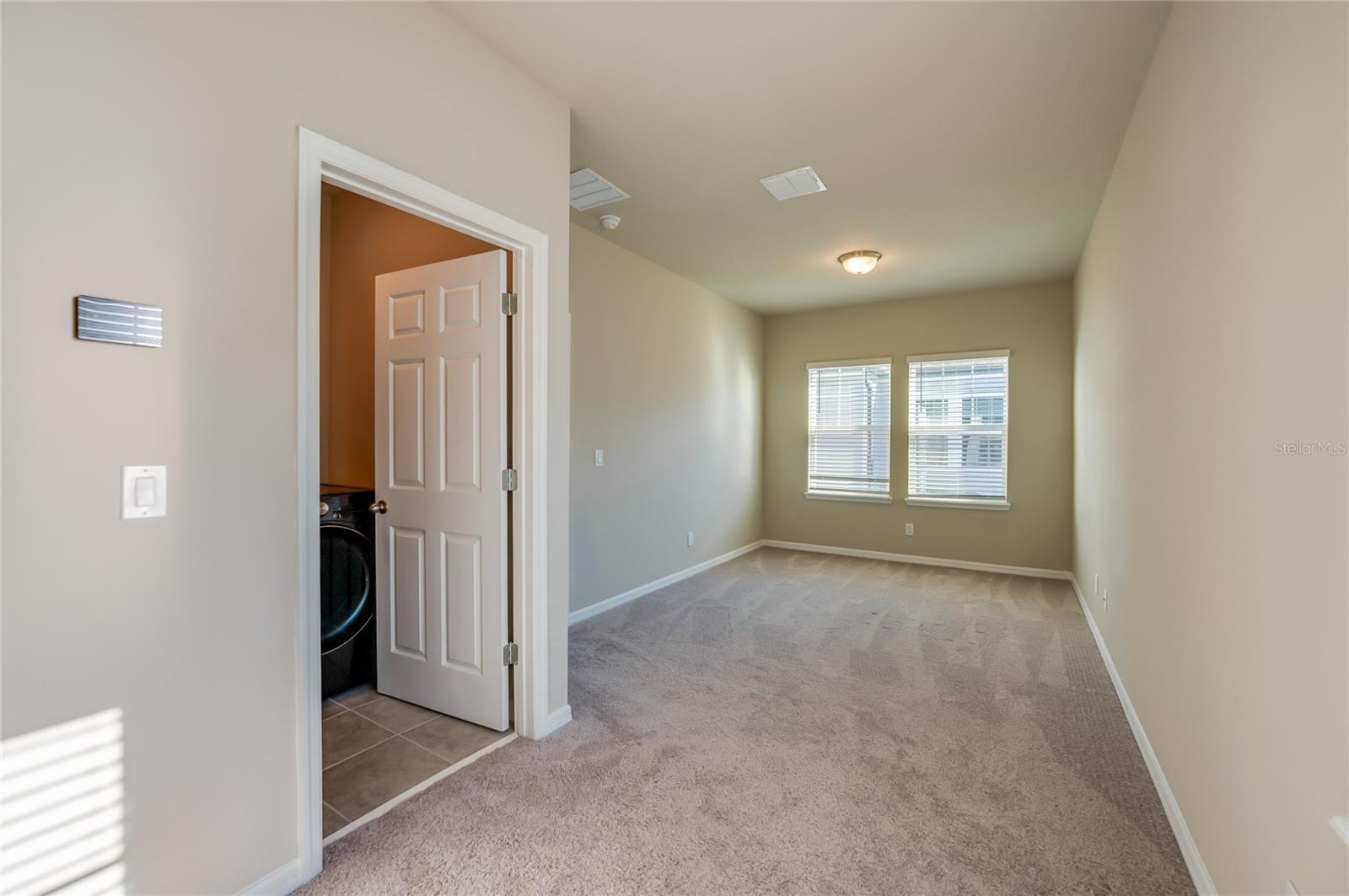 Image 22 of 81 For 2912 Meleto Boulevard