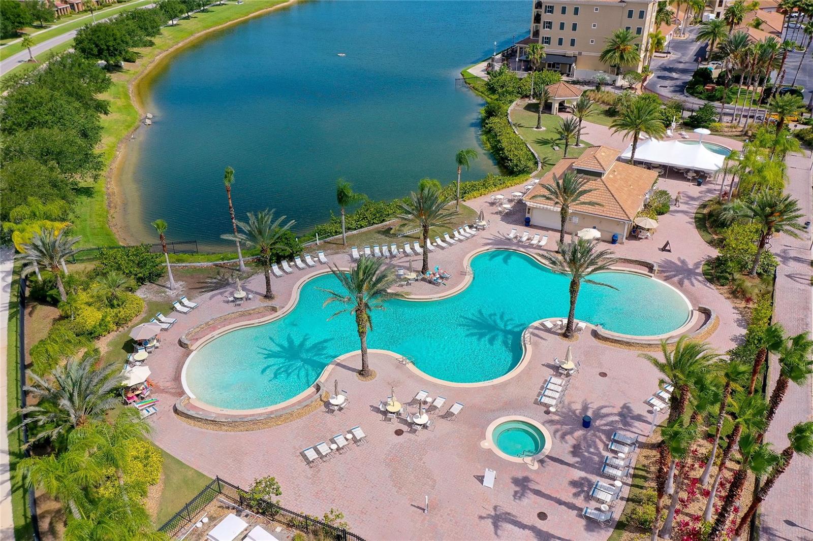 Image 72 of 81 For 2912 Meleto Boulevard