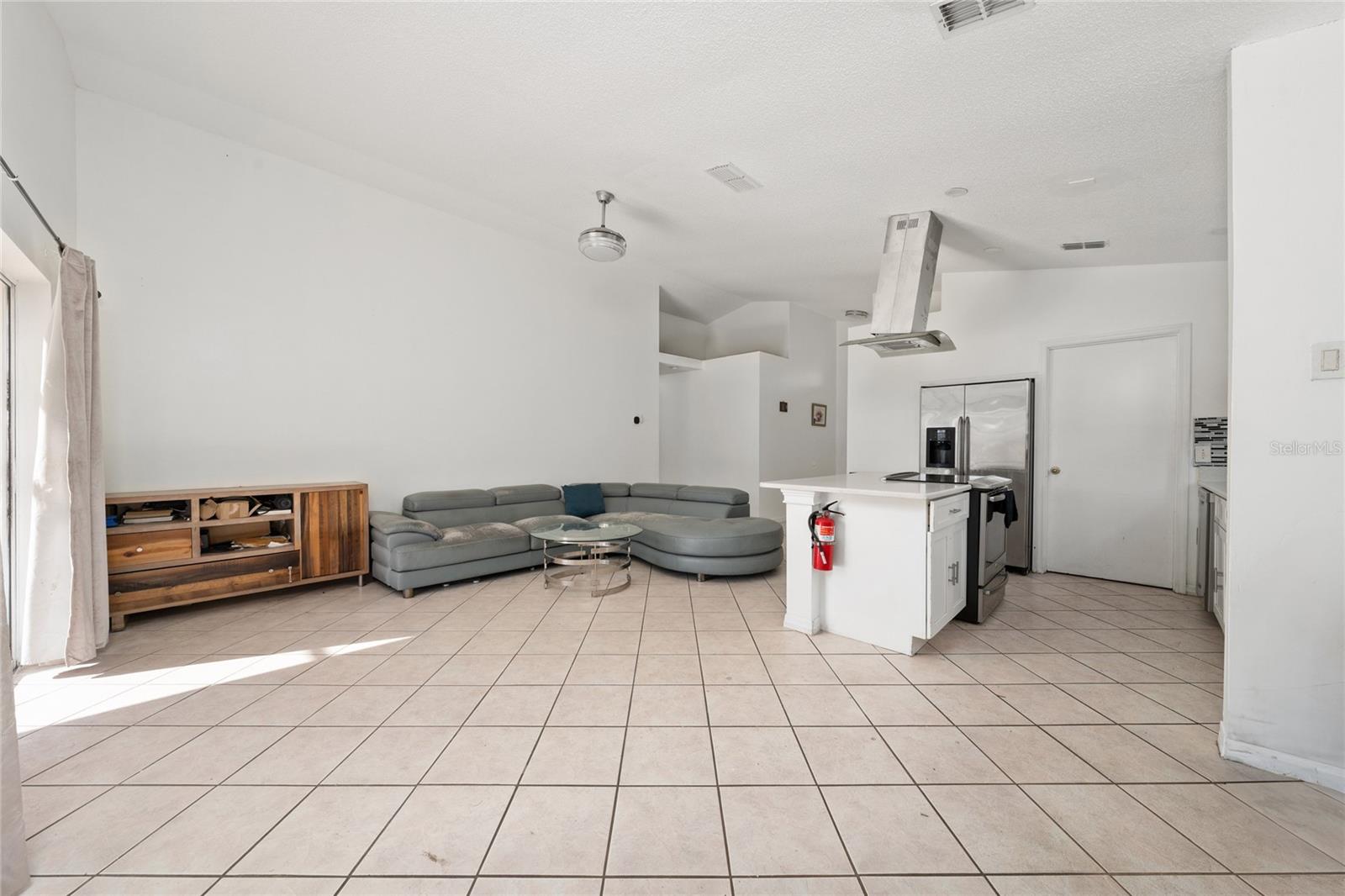 Image 11 of 22 For 2044 Donegan Place