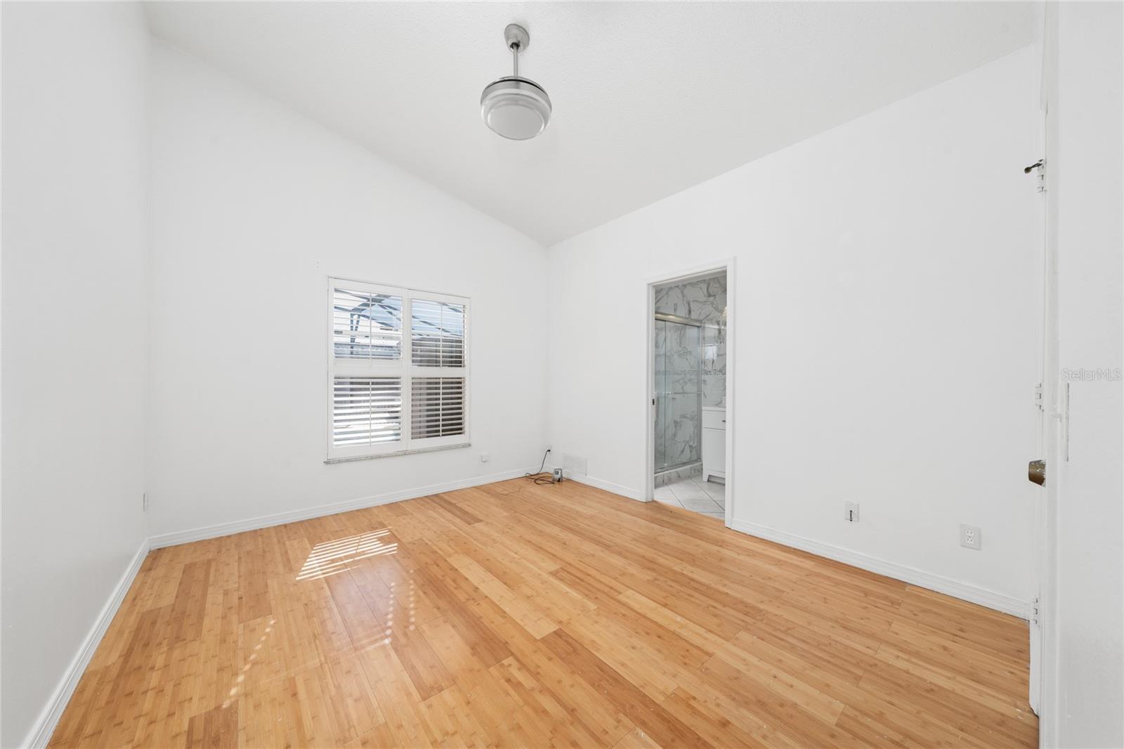 Image 15 of 22 For 2044 Donegan Place