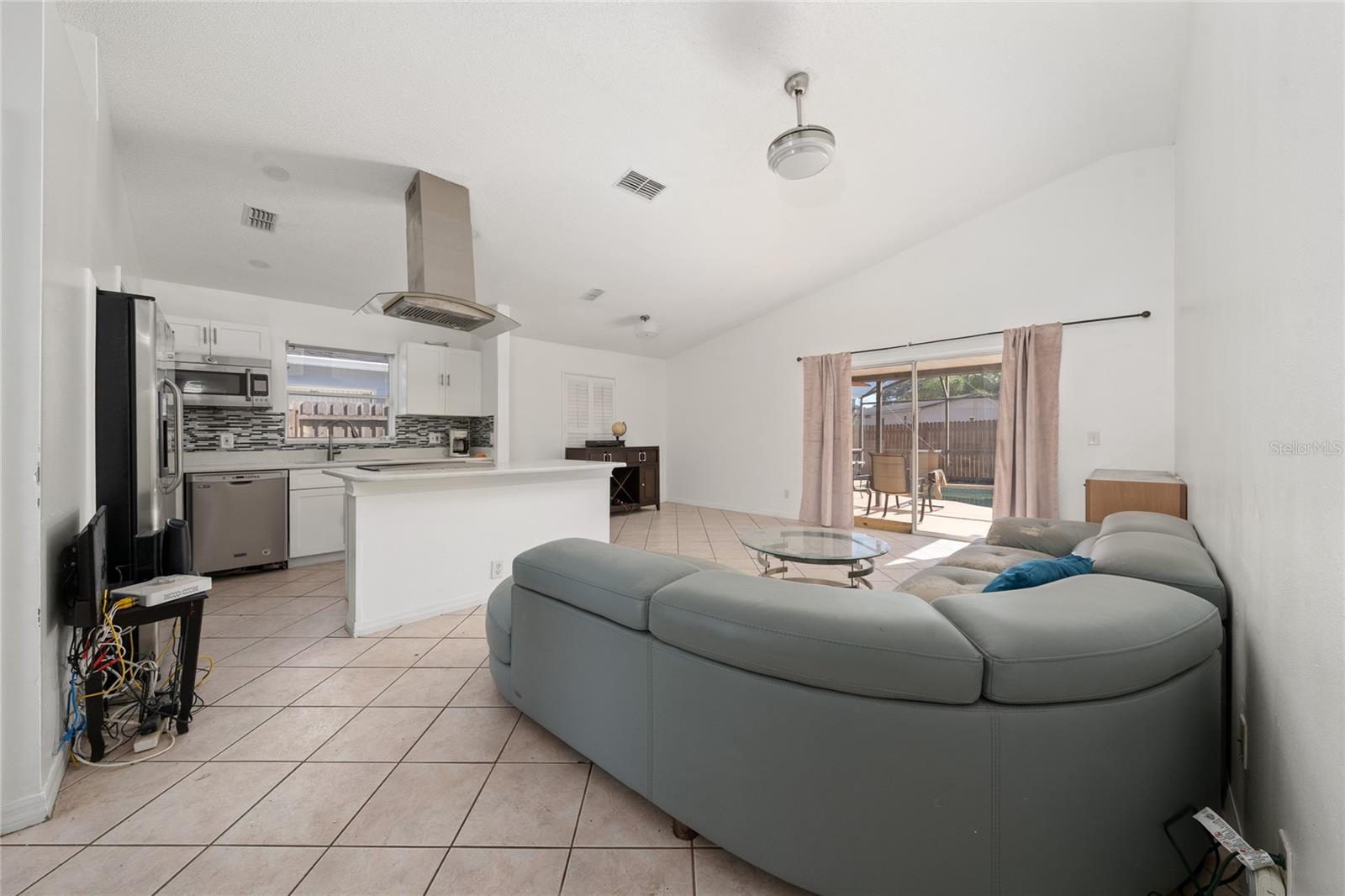 Image 9 of 22 For 2044 Donegan Place