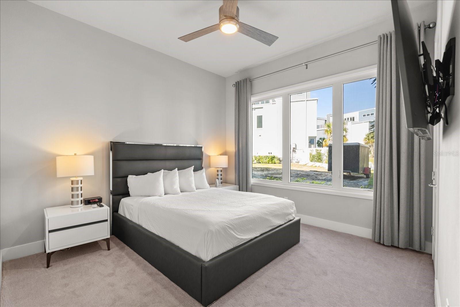 Image 14 of 28 For 7760 Sandy Ridge Drive 102