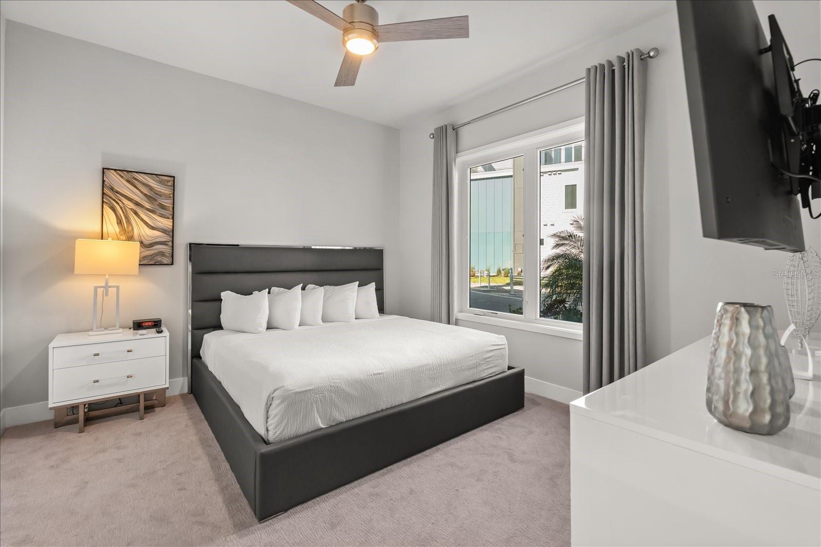 Image 16 of 28 For 7760 Sandy Ridge Drive 102