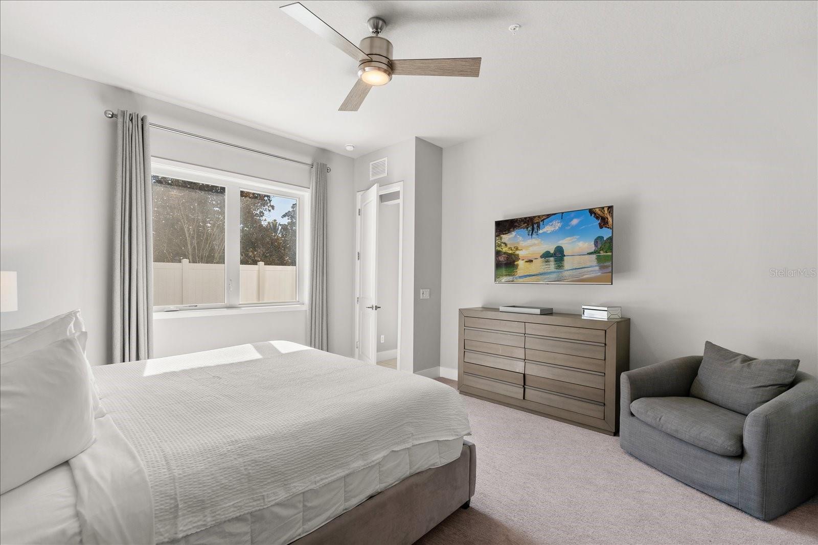 Image 20 of 28 For 7760 Sandy Ridge Drive 102