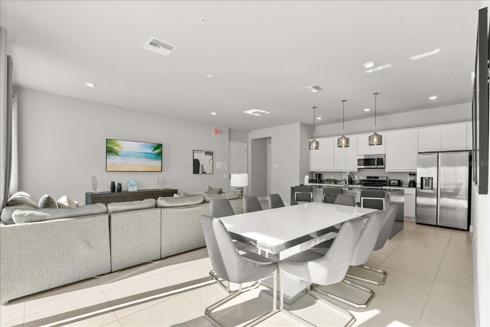 Image 7 of 28 For 7760 Sandy Ridge Drive 102