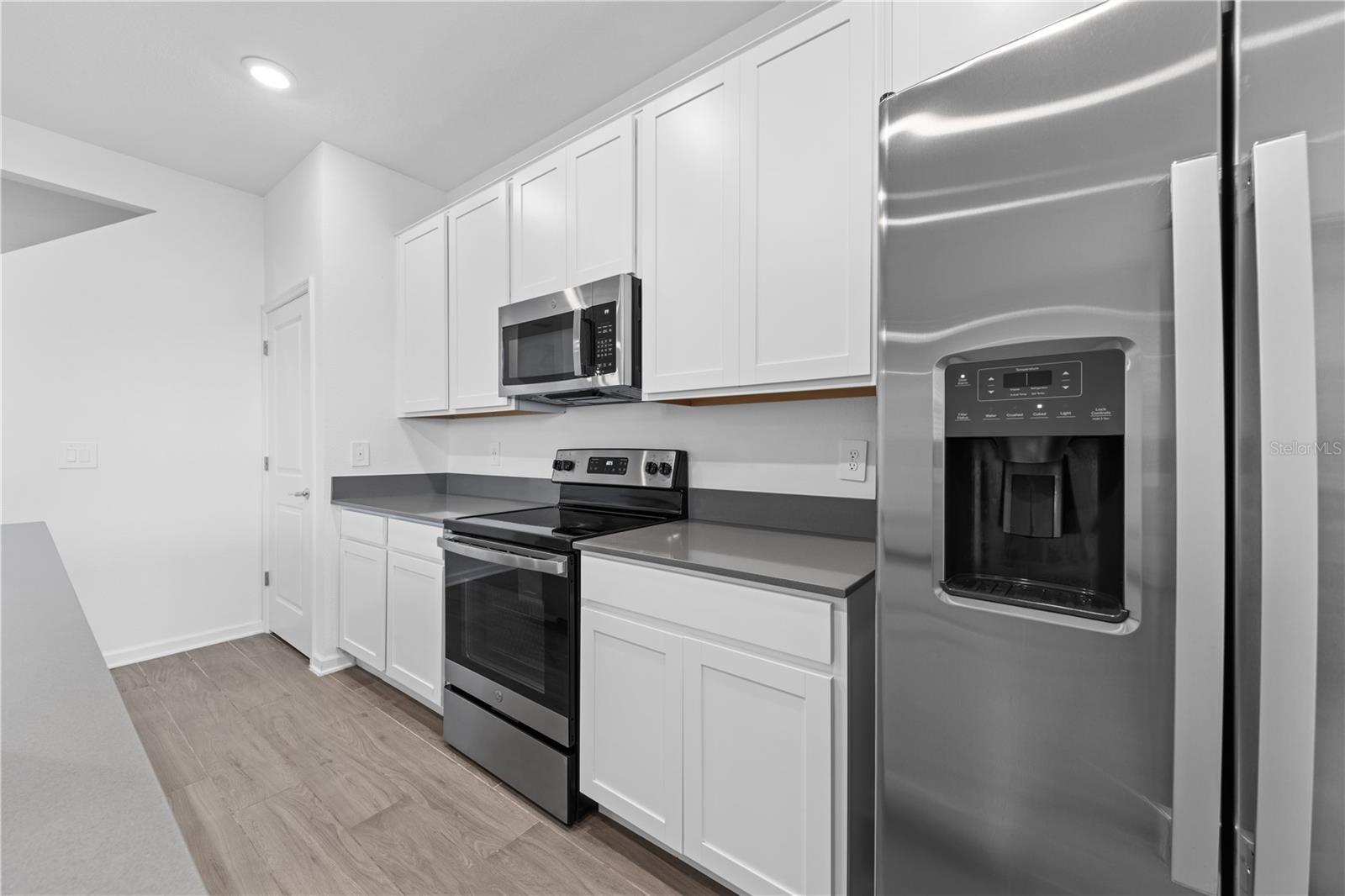 Image 18 of 53 For 15633 Water Spring Boulevard