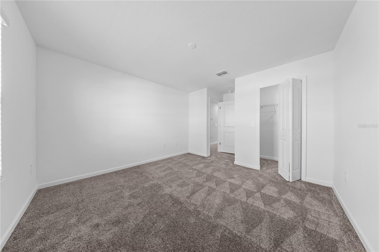 Image 31 of 53 For 15633 Water Spring Boulevard