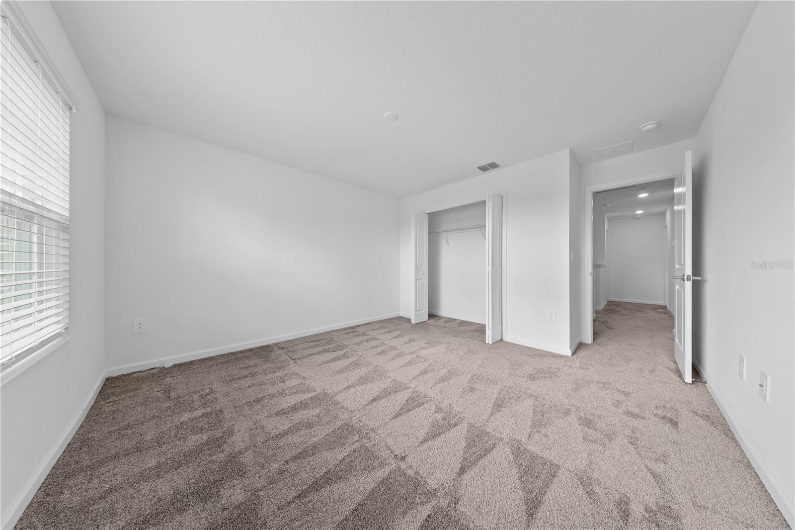 Image 39 of 53 For 15633 Water Spring Boulevard