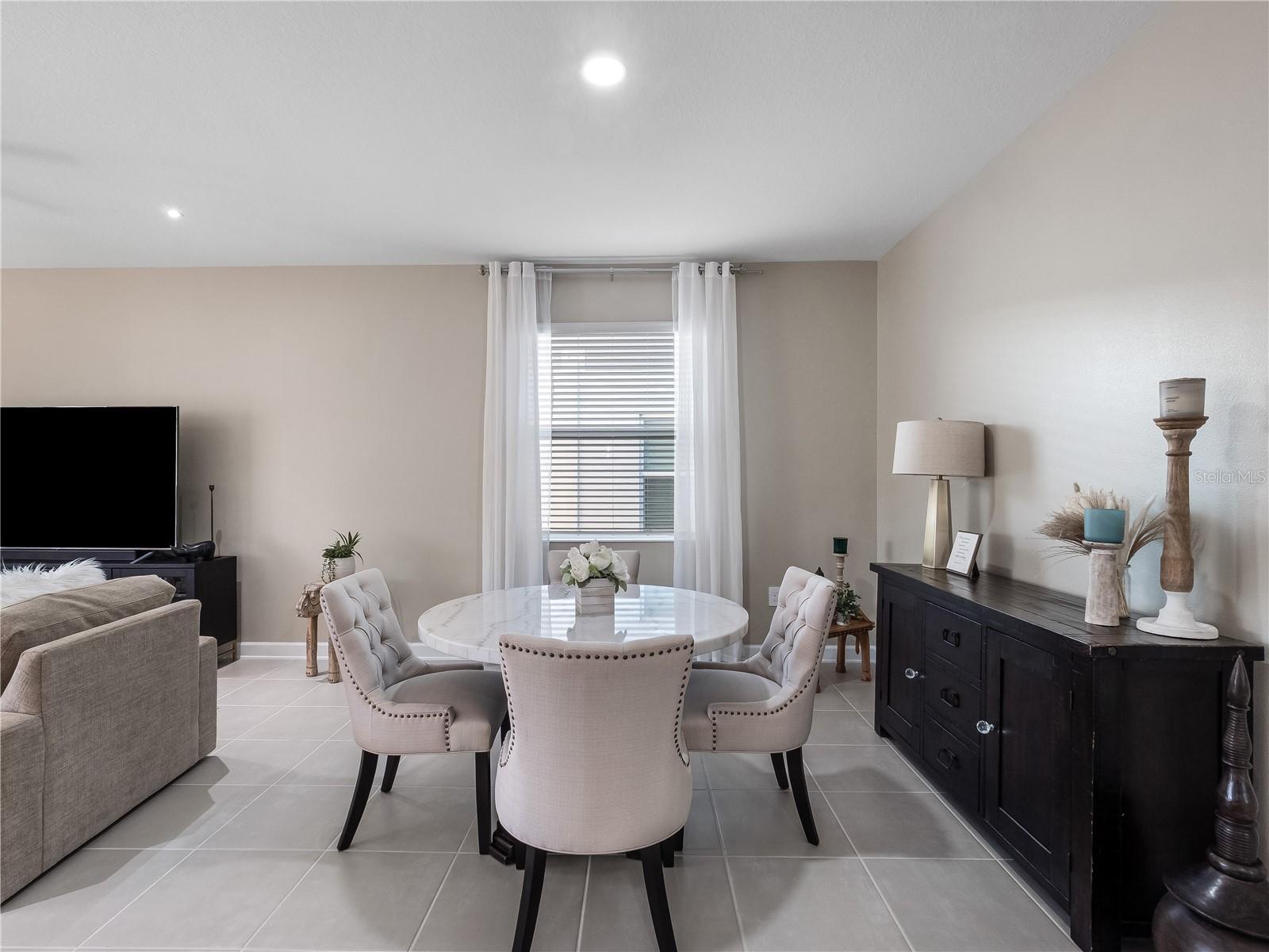 Image 13 of 36 For 4531 Hillingdam Road