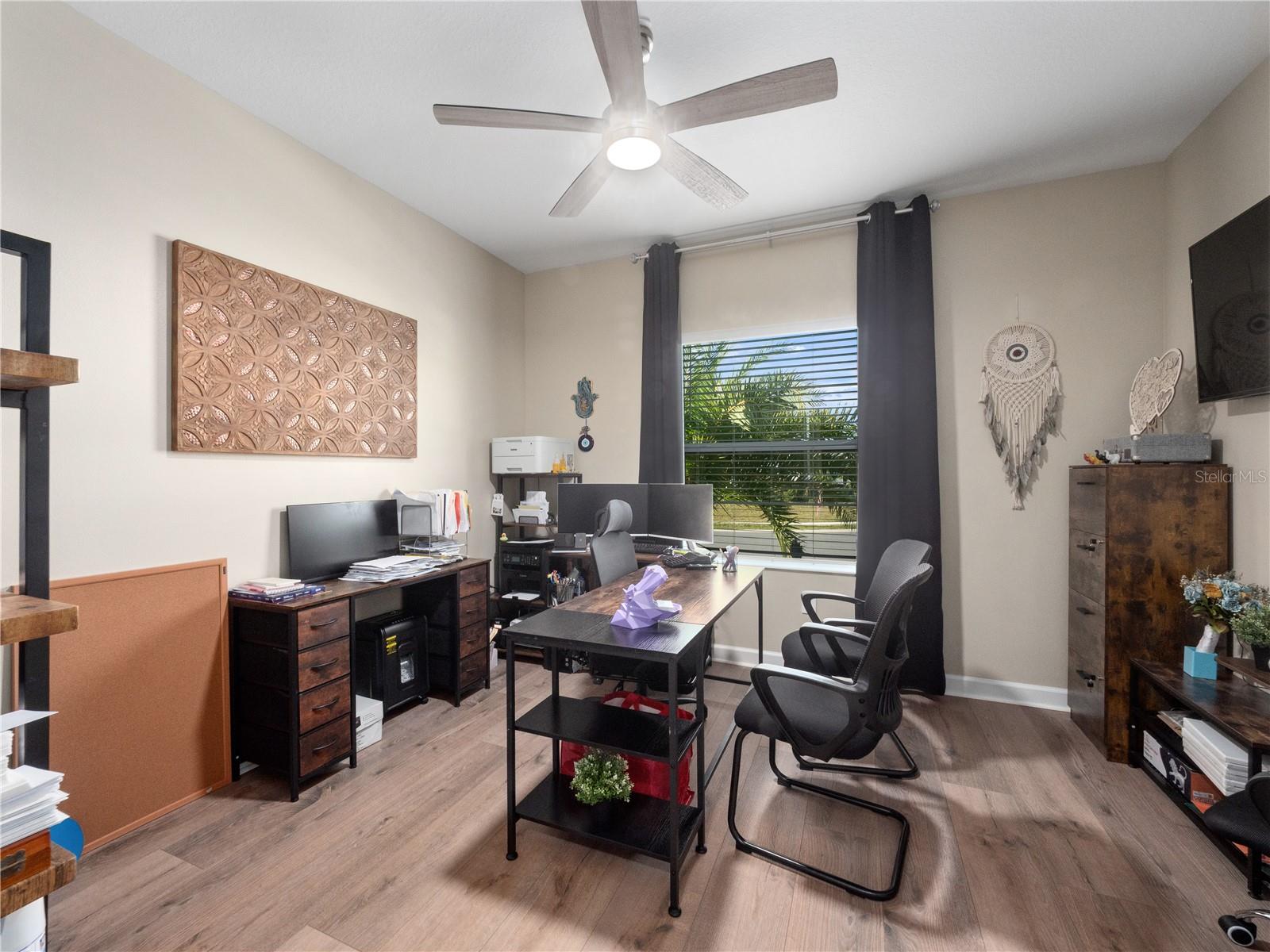 Image 21 of 36 For 4531 Hillingdam Road