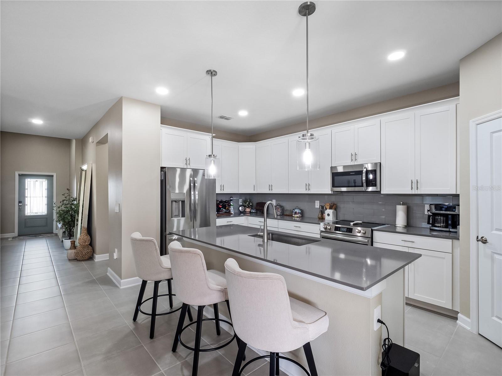 Image 8 of 36 For 4531 Hillingdam Road