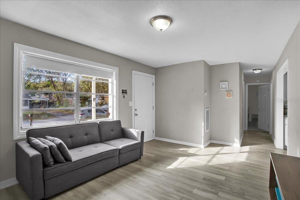 Image 14 of 40 For 4017 Watson Road