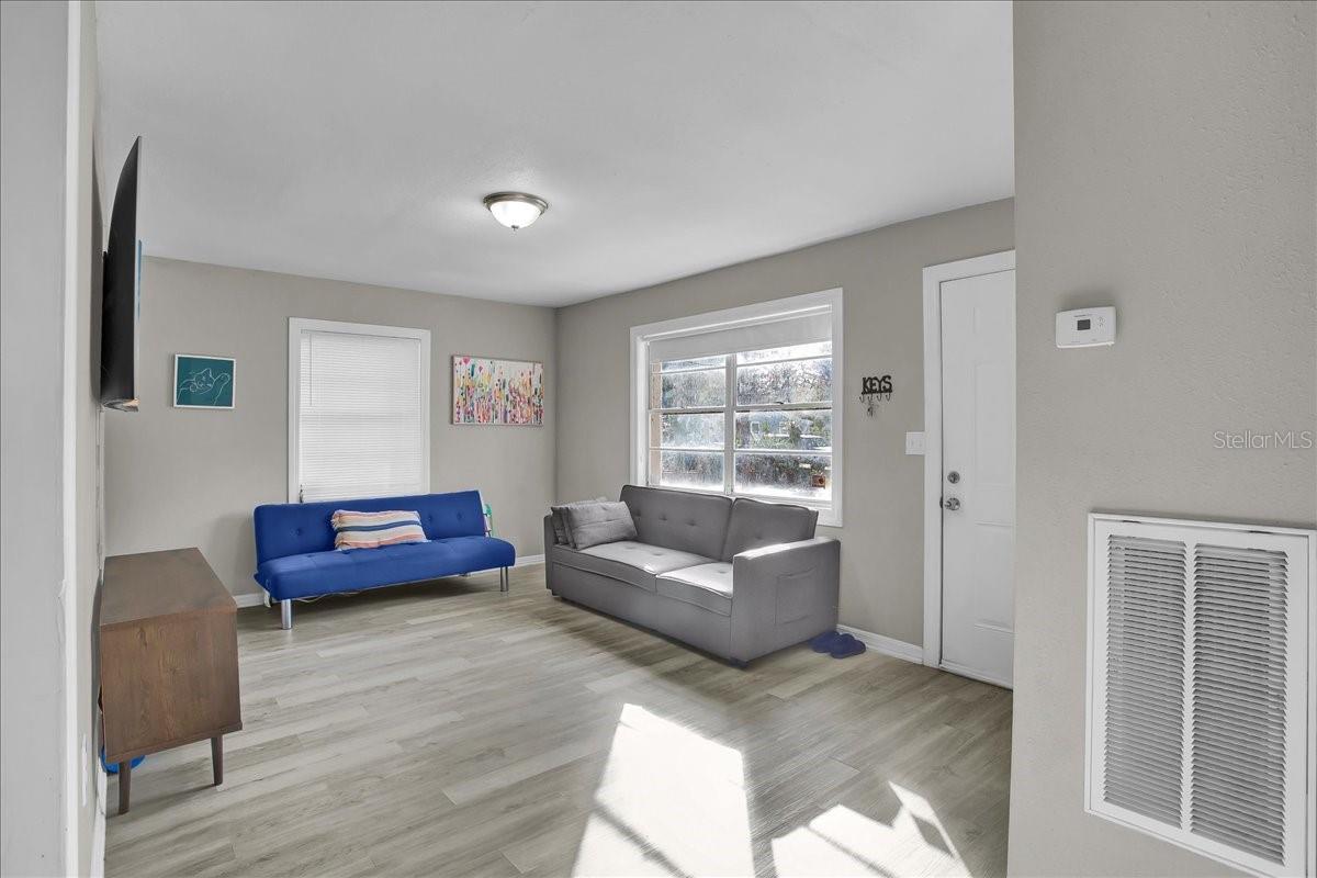 Image 17 of 40 For 4017 Watson Road