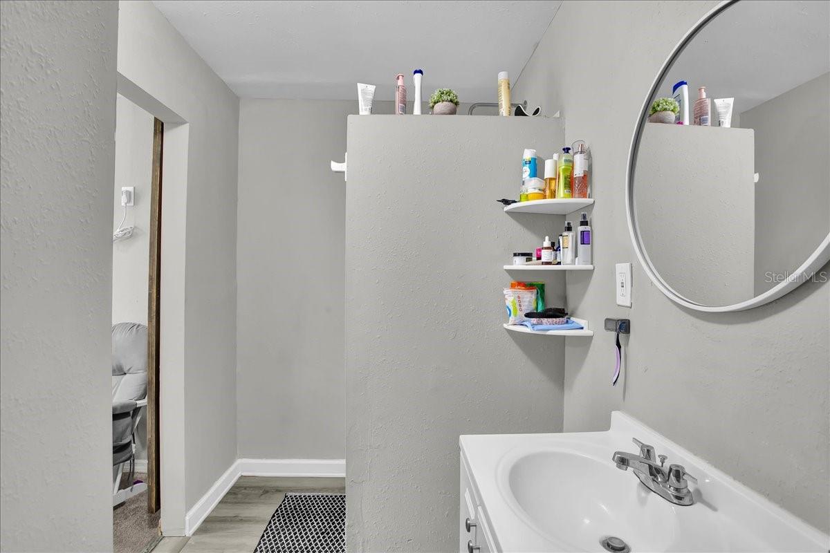 Image 38 of 40 For 4017 Watson Road