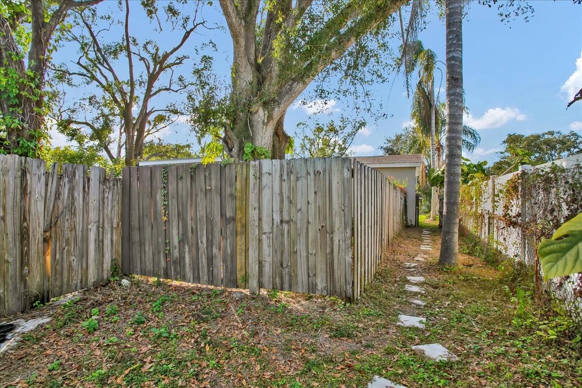 Image 8 of 40 For 4017 Watson Road