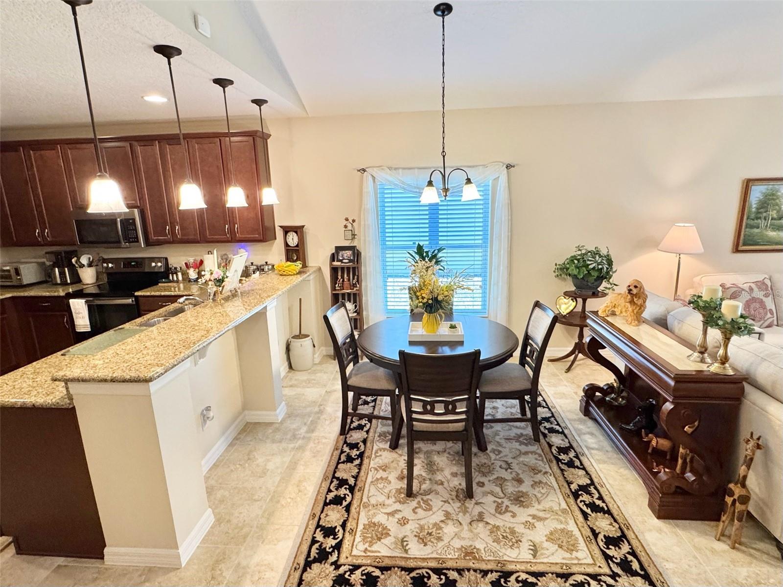 Image 10 of 34 For 518 Cadiz Loop