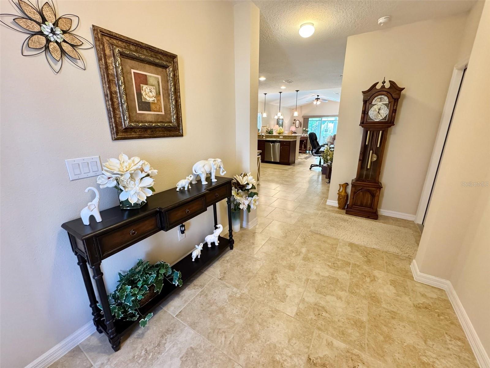 Image 3 of 34 For 518 Cadiz Loop