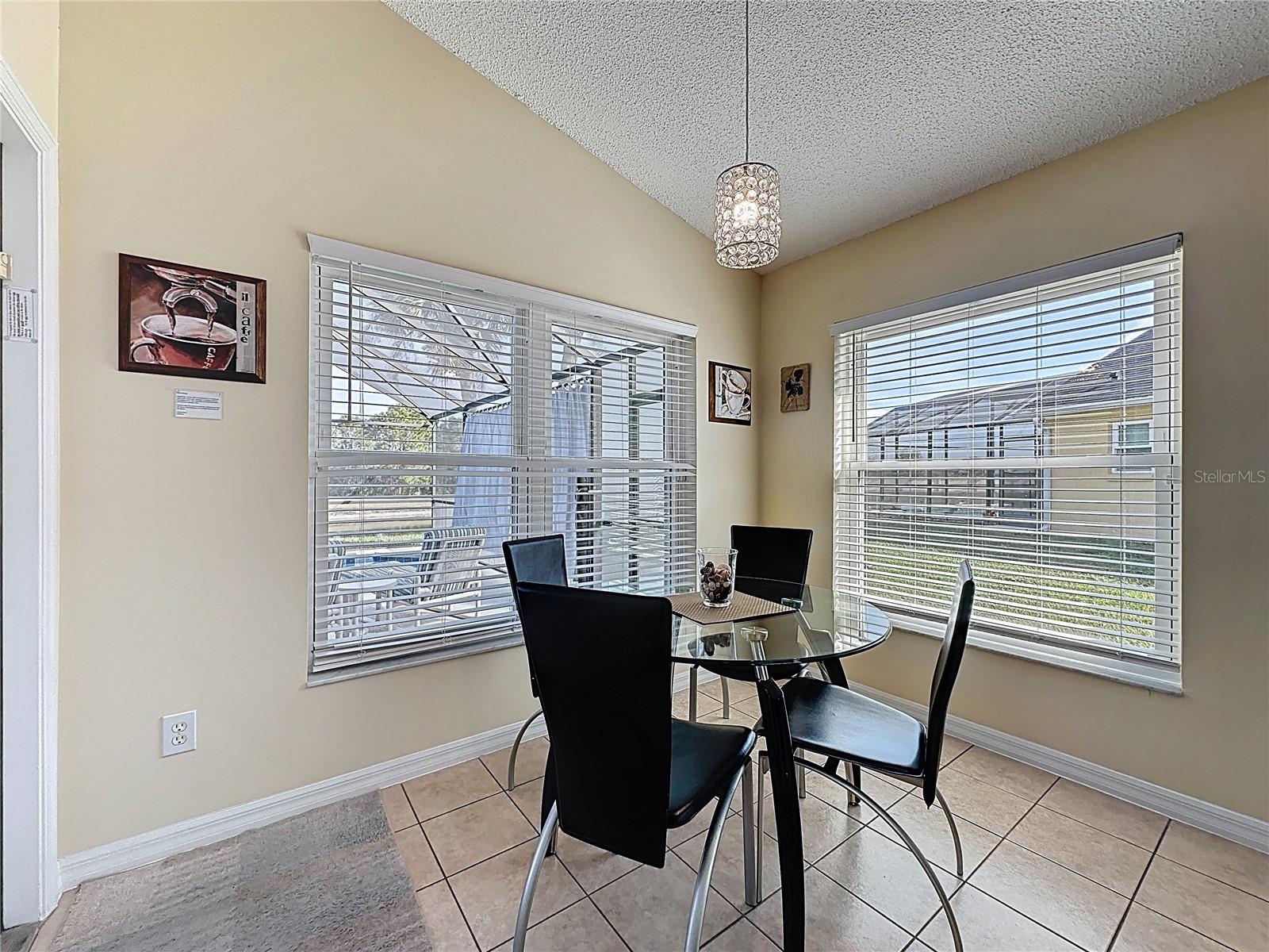 Image 17 of 70 For 2541 Oneida Loop