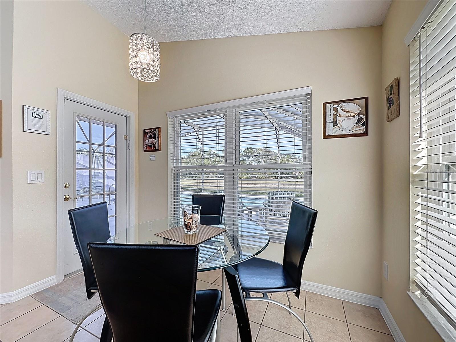 Image 18 of 70 For 2541 Oneida Loop