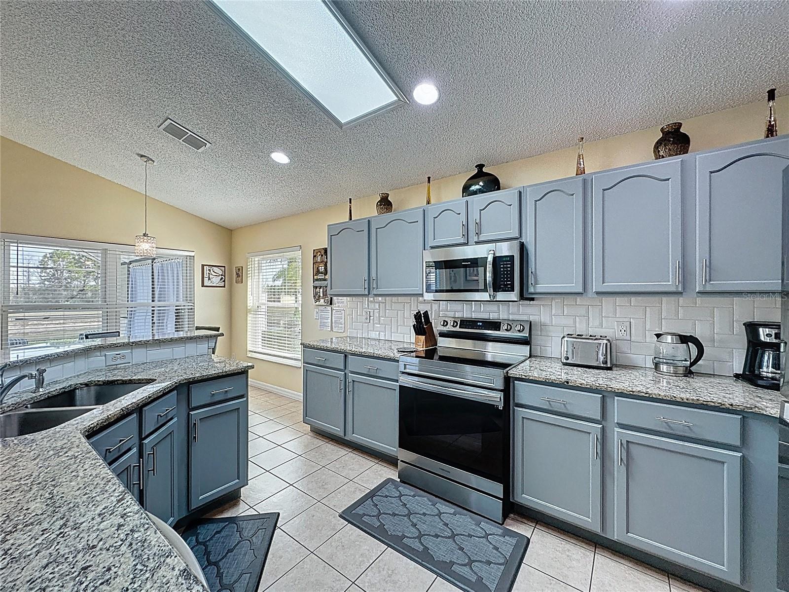 Image 24 of 70 For 2541 Oneida Loop