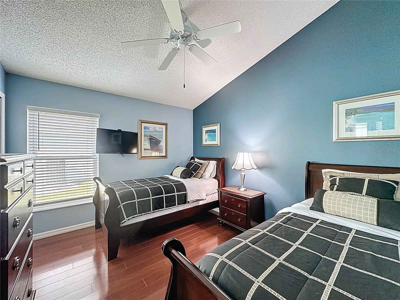 Image 47 of 70 For 2541 Oneida Loop