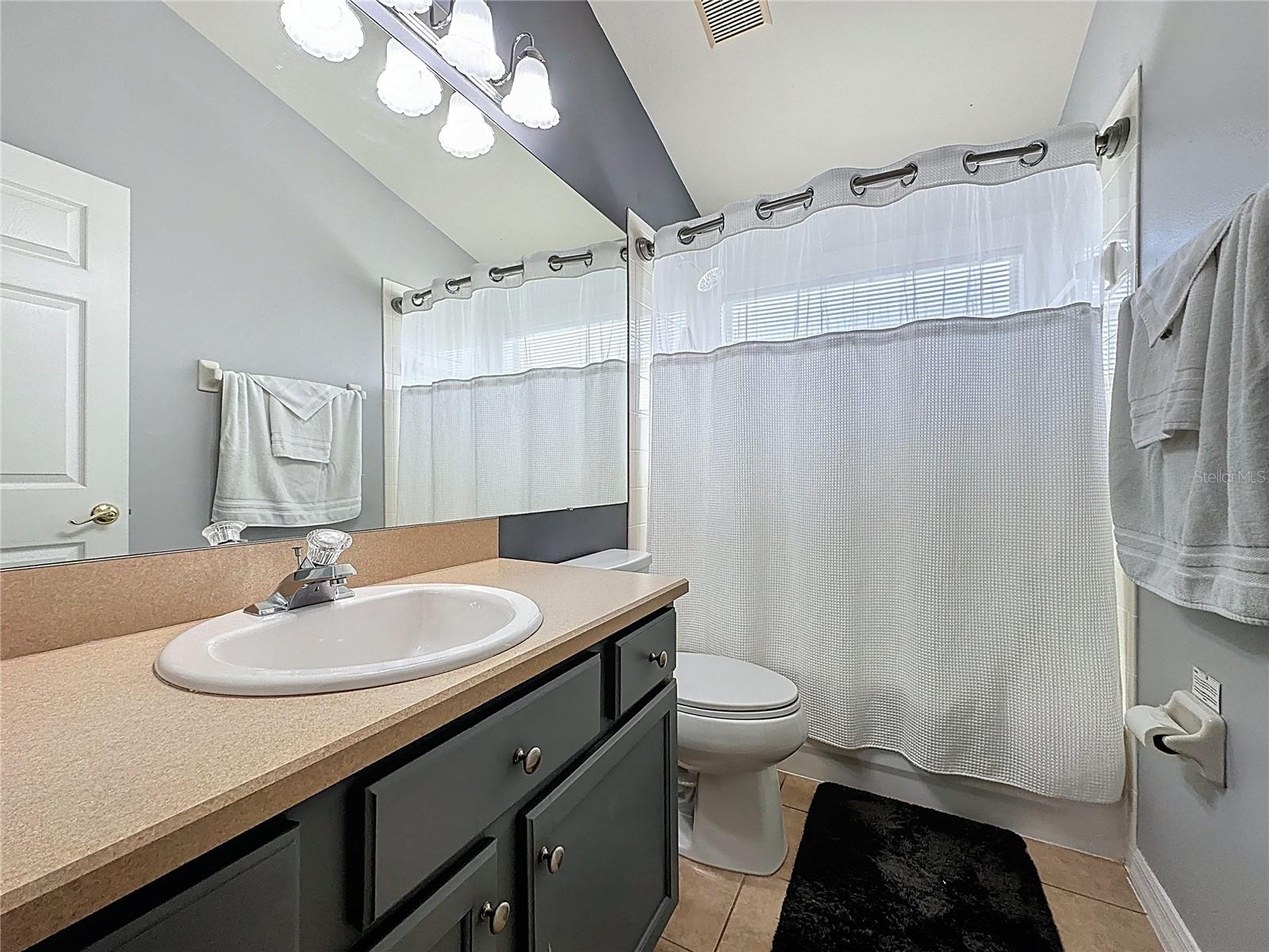 Image 54 of 70 For 2541 Oneida Loop